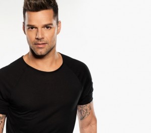 RICKY MARTIN PHOTO 2